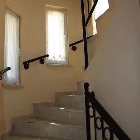 Villa Fiesta No 2 *